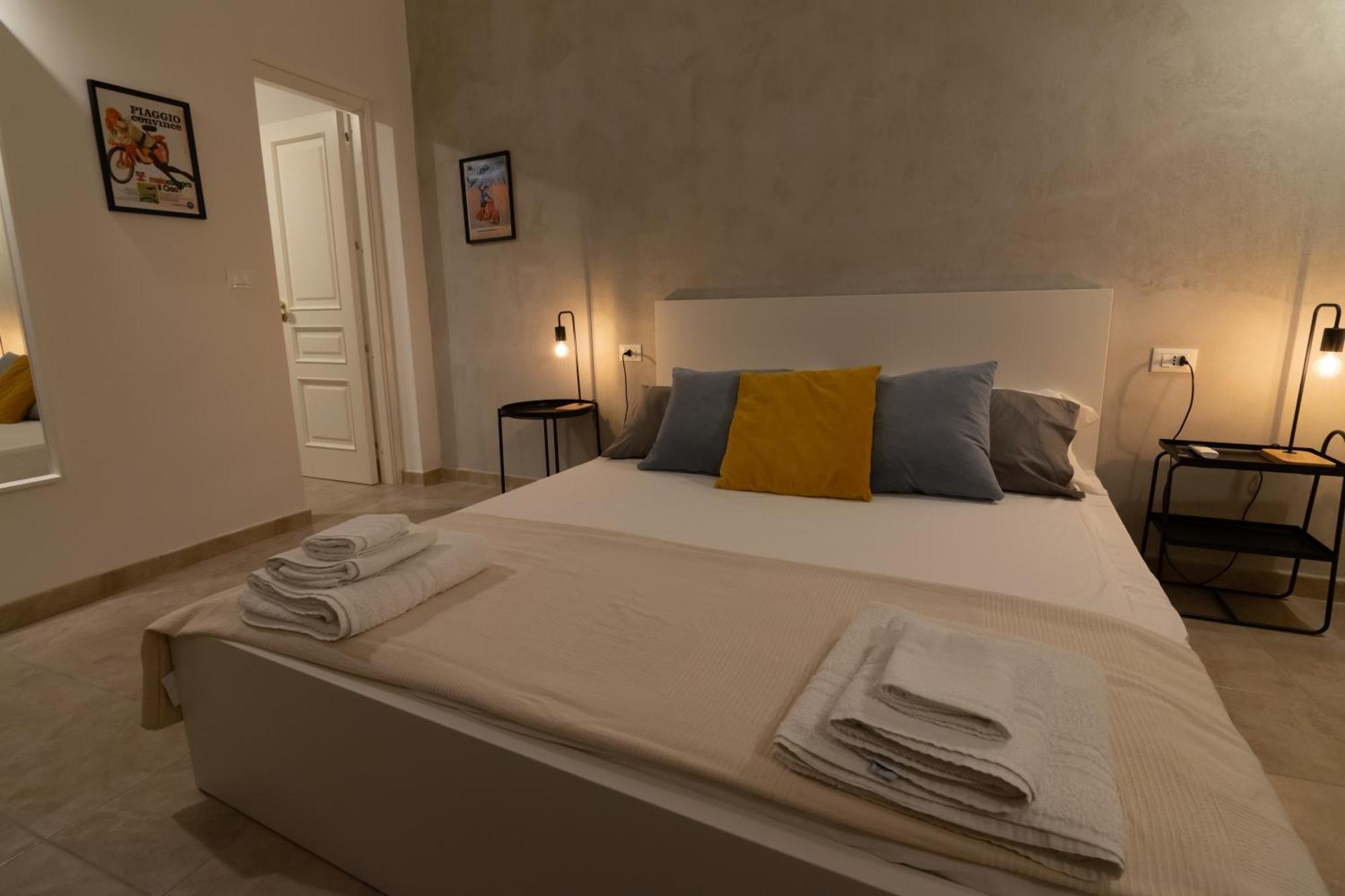 R-Home Exclusive Rooms Catania Exterior photo