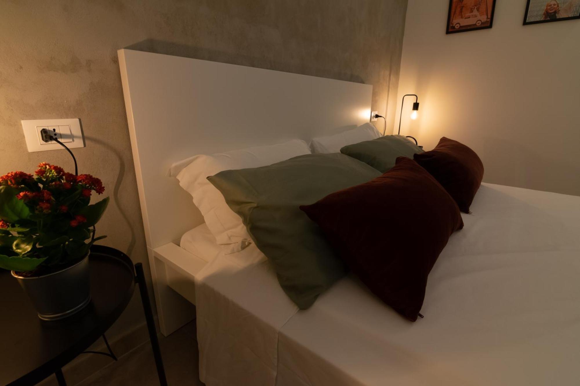 R-Home Exclusive Rooms Catania Exterior photo