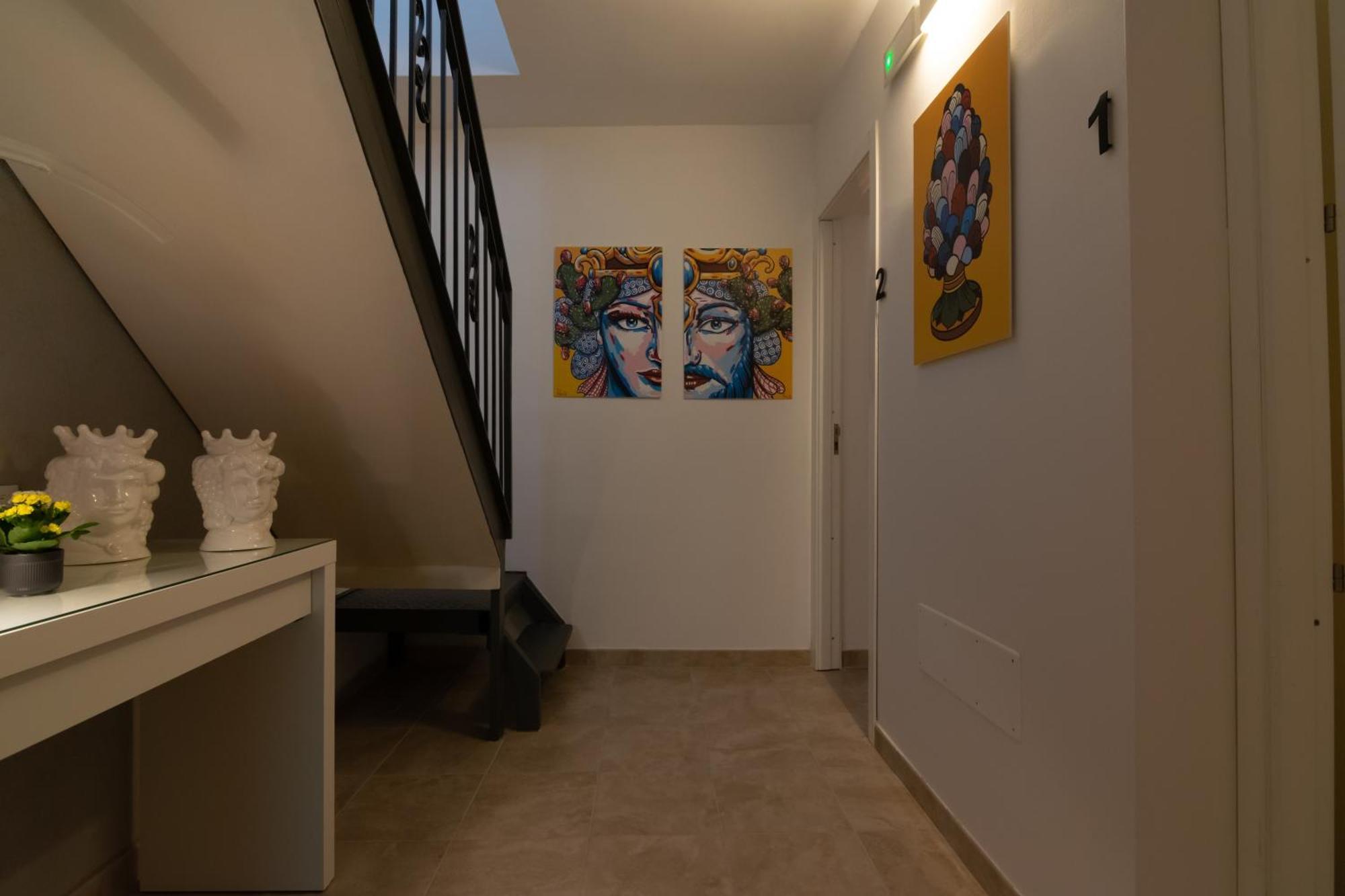 R-Home Exclusive Rooms Catania Exterior photo